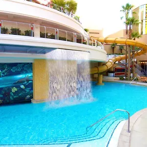 https://golden-nugget-hotel.las-vegashotels.net