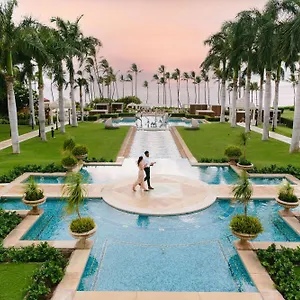 https://grand-wailea-a-waldorf-astoria-resort.hotelsinhawaii.org