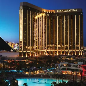 https://mandalay-bay-resort-and-casino.las-vegashotels.net