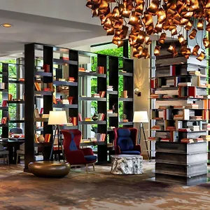 **** Hotel Renaissance United States